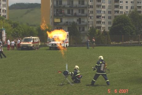 Uhasenie požiaru plynu.jpg